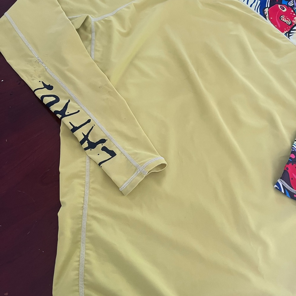 Yellow Graphic Rash Guard A212 - Picture 4 of 6